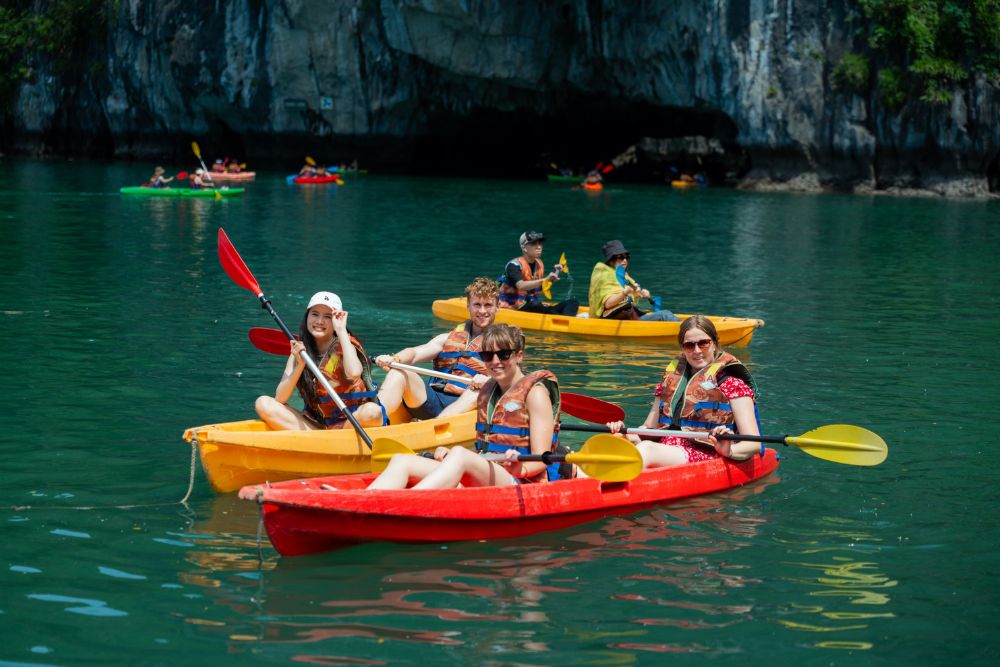 fare kayak ad Halong